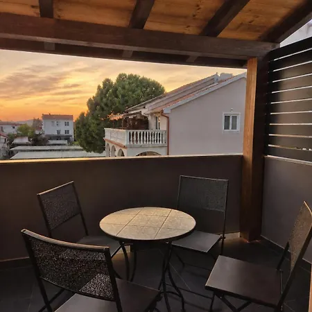 Apartment Sunset In