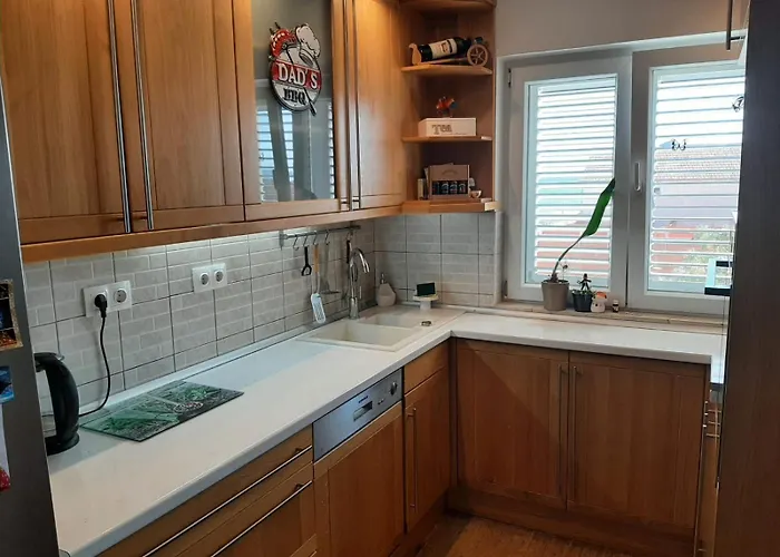 Sunset In شقة باكوشتاني